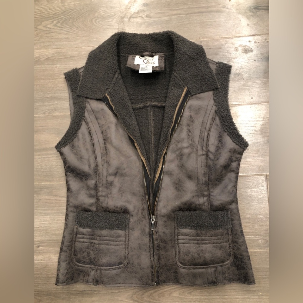 Cozy Faux-Suede Sherpa Vest - Gray